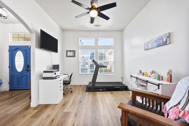 11305 Darlington Avenue, Bakersfield, CA 93312