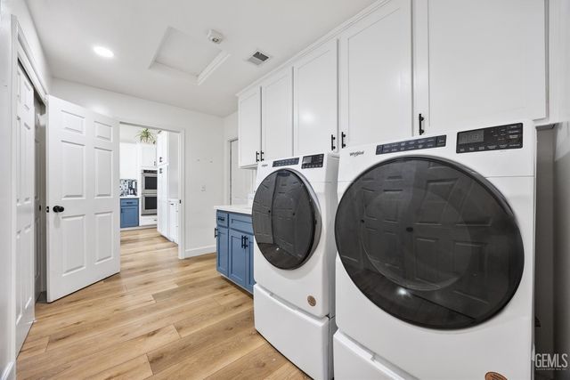 11305 Darlington Avenue, Bakersfield, CA 93312