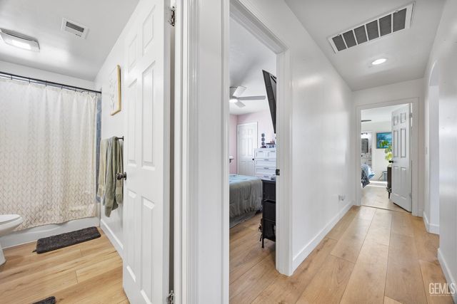 11305 Darlington Avenue, Bakersfield, CA 93312