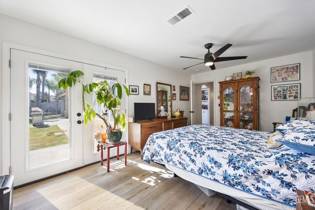 11305 Darlington Avenue, Bakersfield, CA 93312