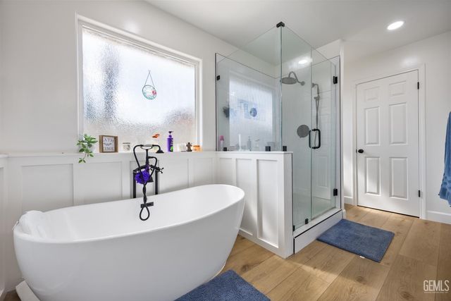 11305 Darlington Avenue, Bakersfield, CA 93312