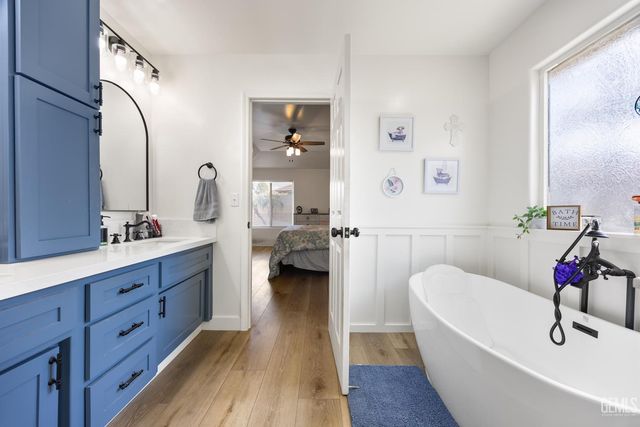 11305 Darlington Avenue, Bakersfield, CA 93312