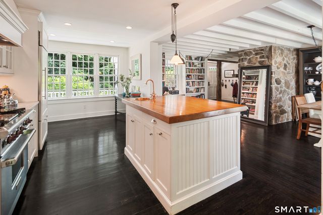 496 Trinity Pass Road, New Canaan, CT 06840