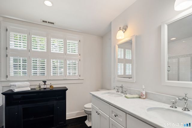 496 Trinity Pass Road, New Canaan, CT 06840