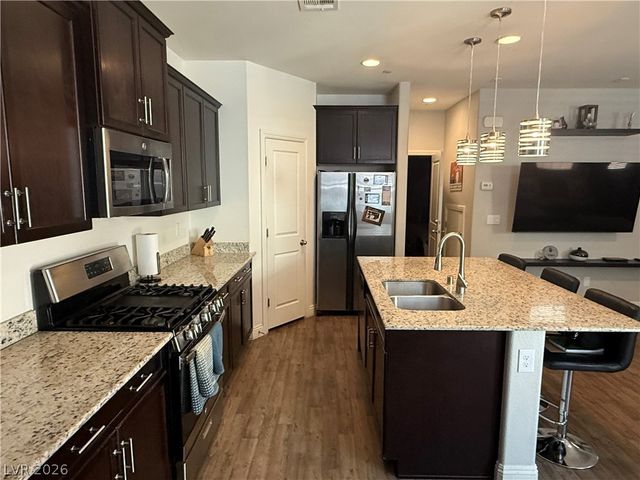 7564 Moose River Court, Las Vegas, NV 89166