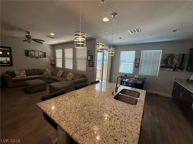 7564 Moose River Court, Las Vegas, NV 89166