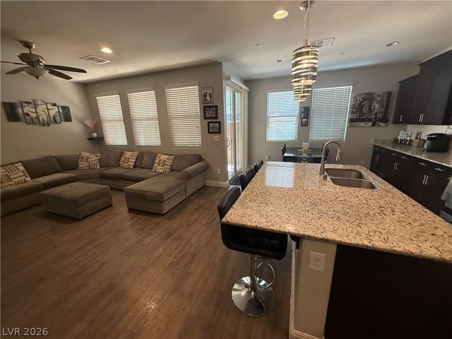 7564 Moose River Court, Las Vegas, NV 89166