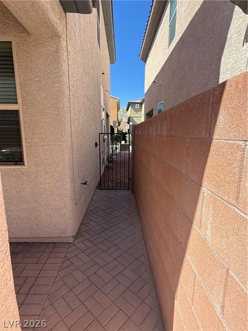 7564 Moose River Court, Las Vegas, NV 89166