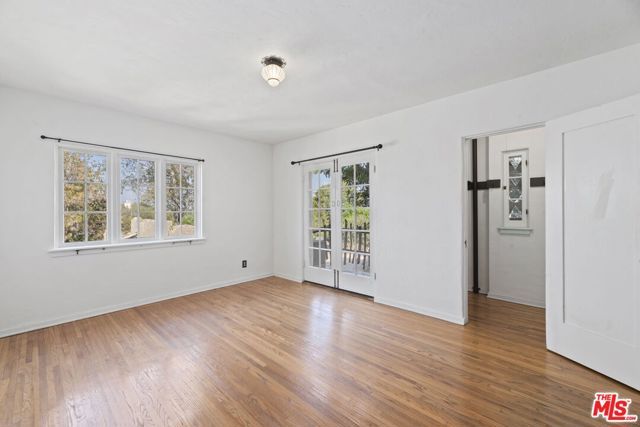 1431 Avon Park Ter., Los Angeles, CA 90026