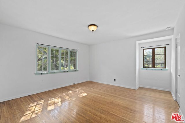 1431 Avon Park Ter., Los Angeles, CA 90026