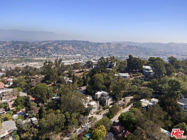 1431 Avon Park Ter., Los Angeles, CA 90026