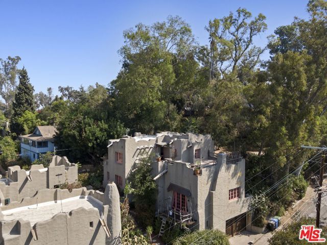 1431 Avon Park Ter., Los Angeles, CA 90026