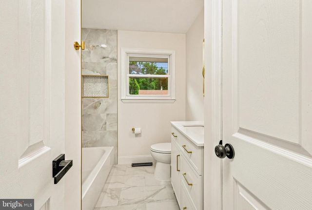 112 CRESSMONT AVE, Blackwood, NJ 08012