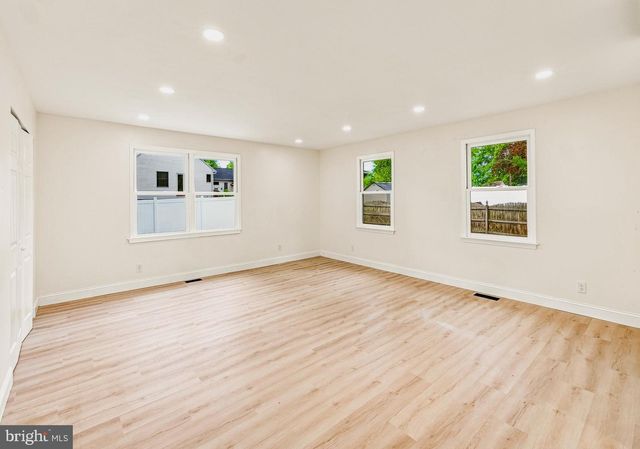 112 CRESSMONT AVE, Blackwood, NJ 08012