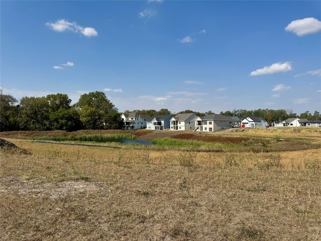 17519 North Valley Drive, Urbandale, IA 50323