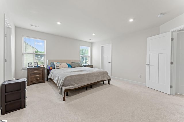 561 Martin Creek Drive, Simpsonville, SC 29680