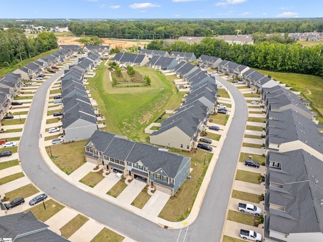 561 Martin Creek Drive, Simpsonville, SC 29680