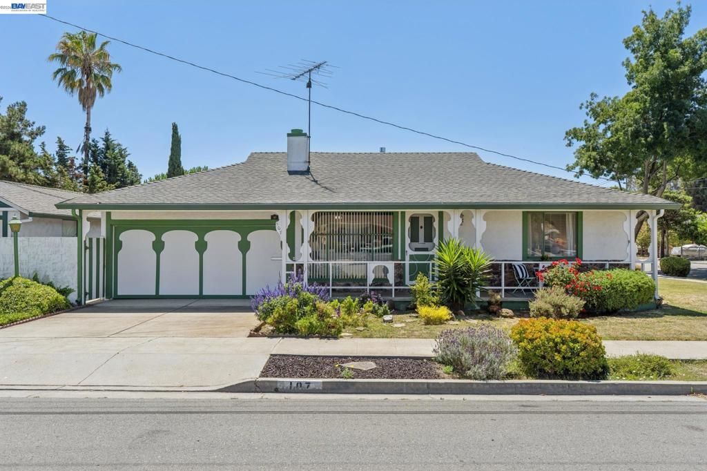 Image 1 of property listing at 107 VIRGINIA STREET, Hayward, CA 94544