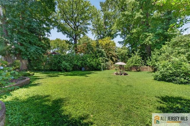 179 Lake Avenue, Metuchen, NJ 08840
