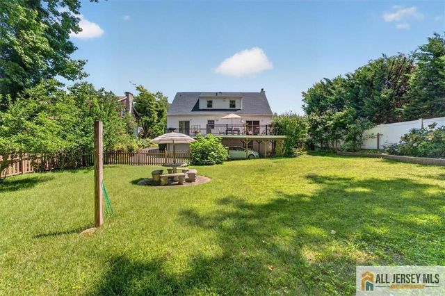 179 Lake Avenue, Metuchen, NJ 08840