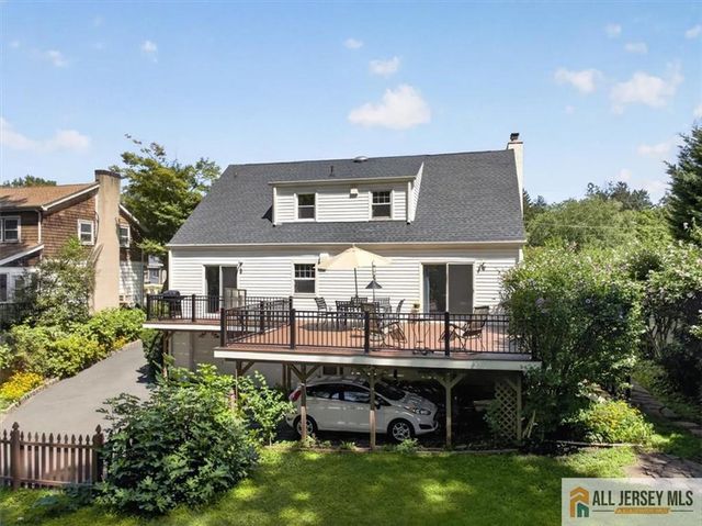 179 Lake Avenue, Metuchen, NJ 08840