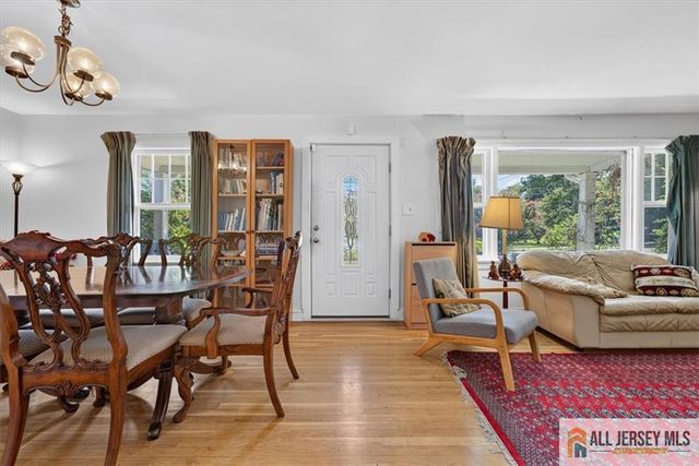 179 Lake Avenue, Metuchen, NJ 08840