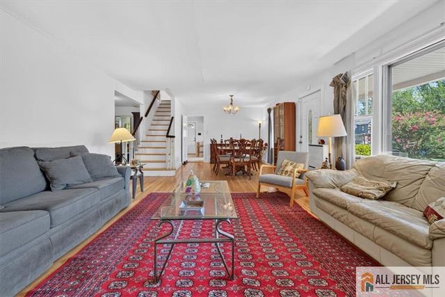 179 Lake Avenue, Metuchen, NJ 08840