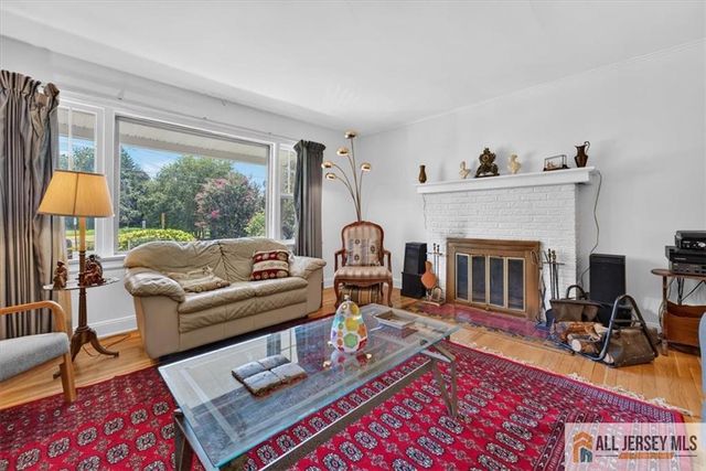179 Lake Avenue, Metuchen, NJ 08840