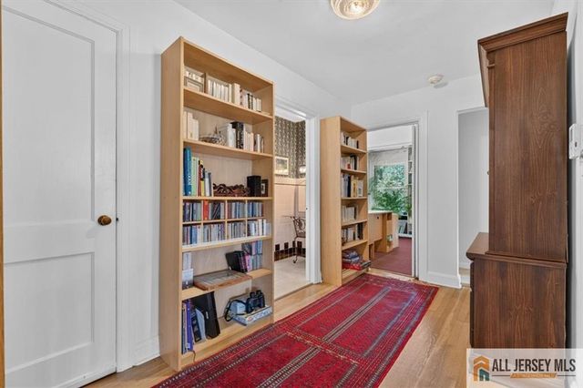 179 Lake Avenue, Metuchen, NJ 08840
