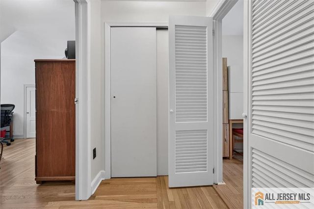 179 Lake Avenue, Metuchen, NJ 08840