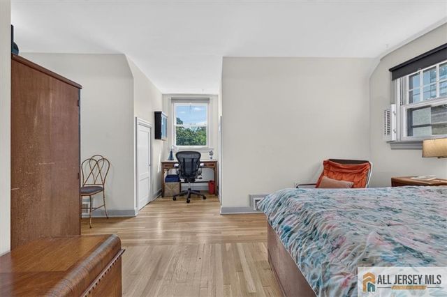 179 Lake Avenue, Metuchen, NJ 08840