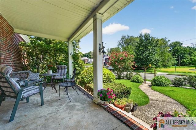 179 Lake Avenue, Metuchen, NJ 08840