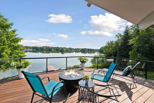 3550 Island View Circle NW, Prior Lake, MN 55372