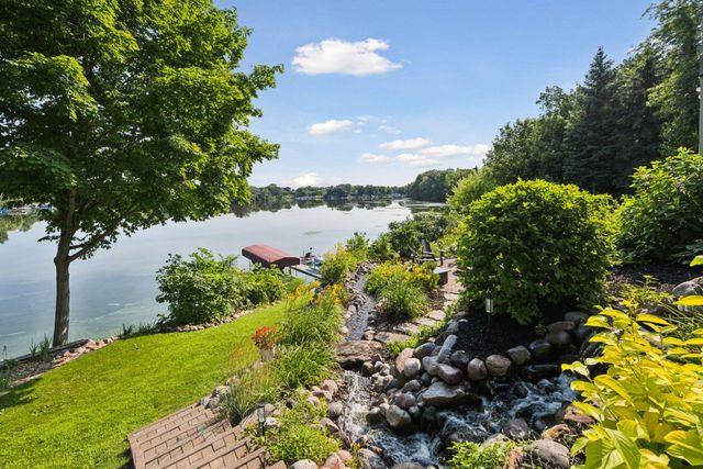 3550 Island View Circle NW, Prior Lake, MN 55372