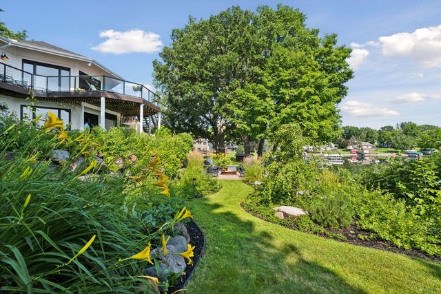 3550 Island View Circle NW, Prior Lake, MN 55372