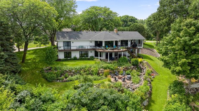 3550 Island View Circle NW, Prior Lake, MN 55372