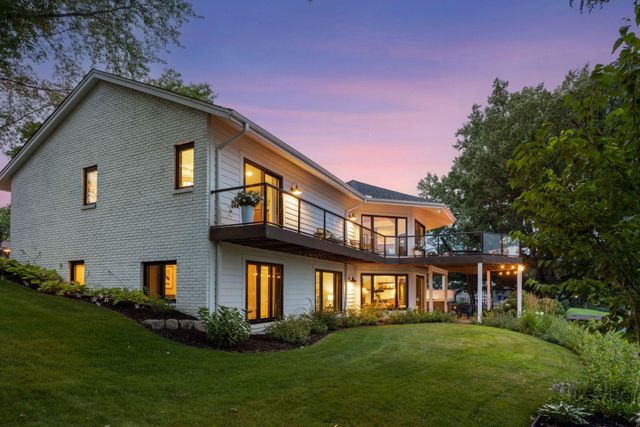 3550 Island View Circle NW, Prior Lake, MN 55372