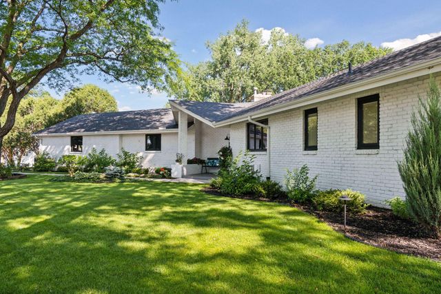 3550 Island View Circle NW, Prior Lake, MN 55372