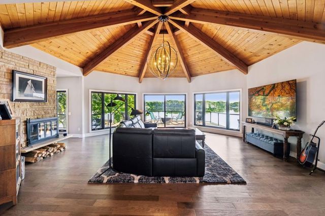 3550 Island View Circle NW, Prior Lake, MN 55372