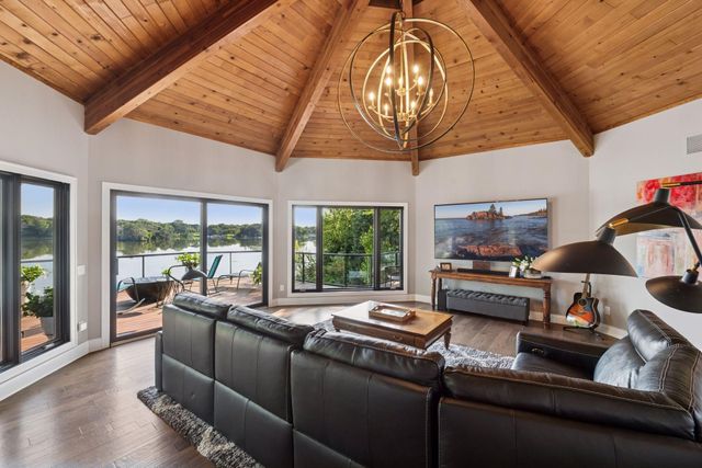 3550 Island View Circle NW, Prior Lake, MN 55372