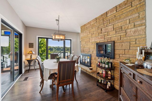 3550 Island View Circle NW, Prior Lake, MN 55372