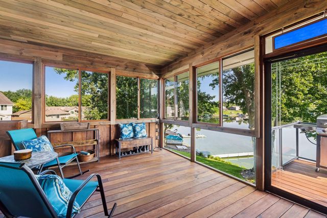 3550 Island View Circle NW, Prior Lake, MN 55372