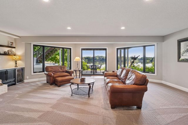 3550 Island View Circle NW, Prior Lake, MN 55372