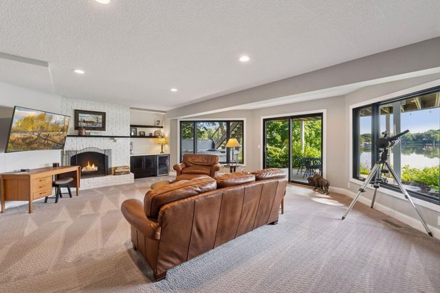 3550 Island View Circle NW, Prior Lake, MN 55372