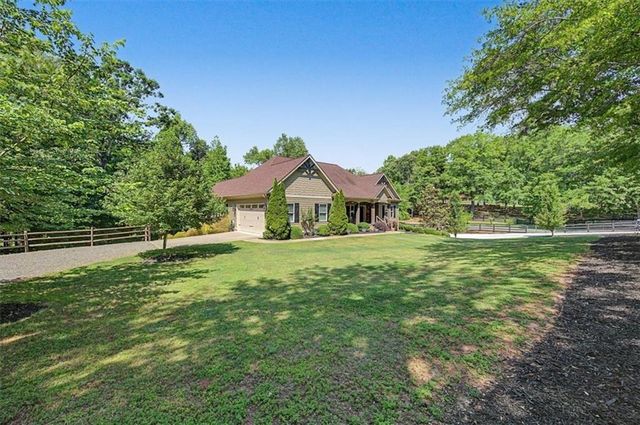 711 Upper Burris Road, Canton, GA 30114