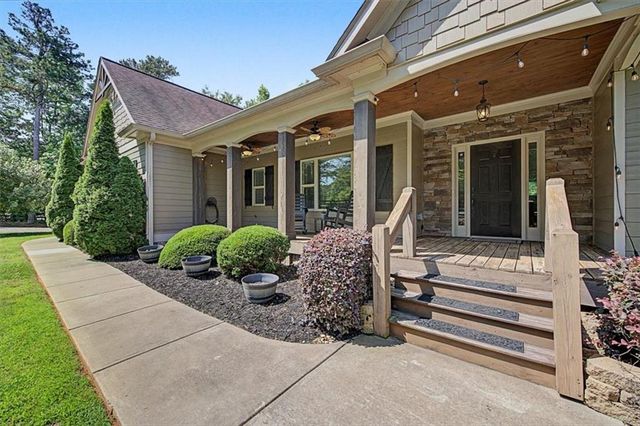 711 Upper Burris Road, Canton, GA 30114