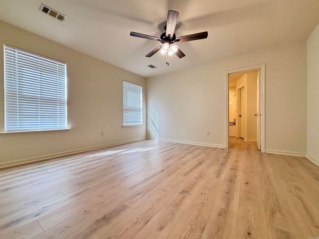 1004 Norwich Drive, Benton, AR 72019