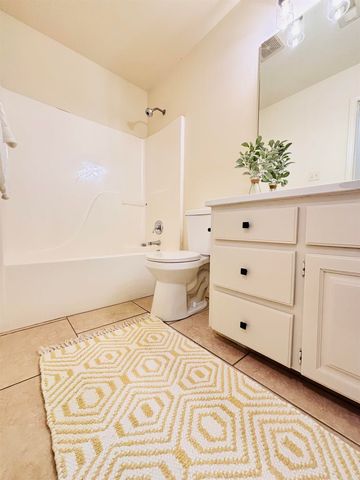 1004 Norwich Drive, Benton, AR 72019