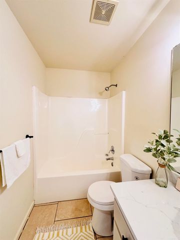 1004 Norwich Drive, Benton, AR 72019