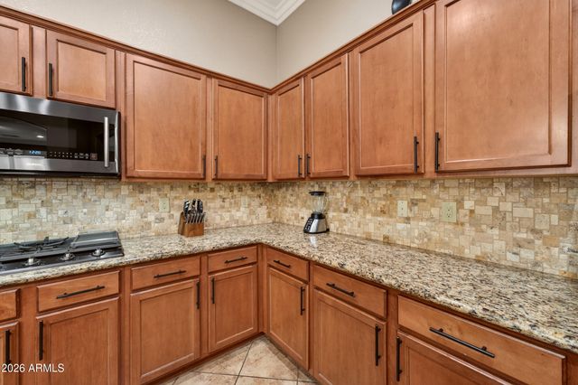 8812 W MYRTLE Avenue, Glendale, AZ 85305